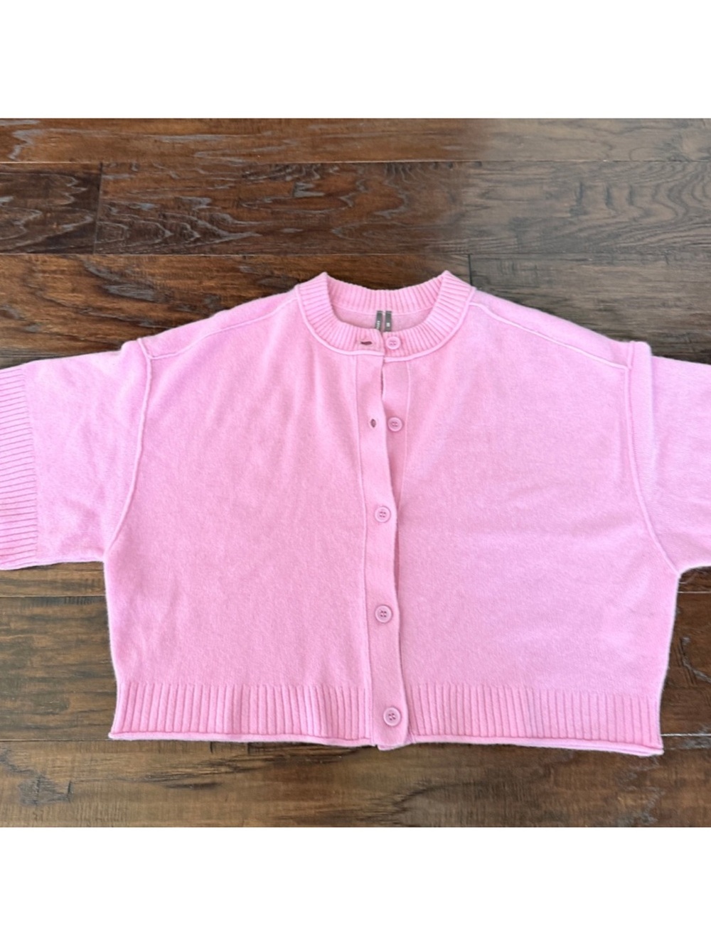 Goldie Crew Neck Cashmere Cardigan
